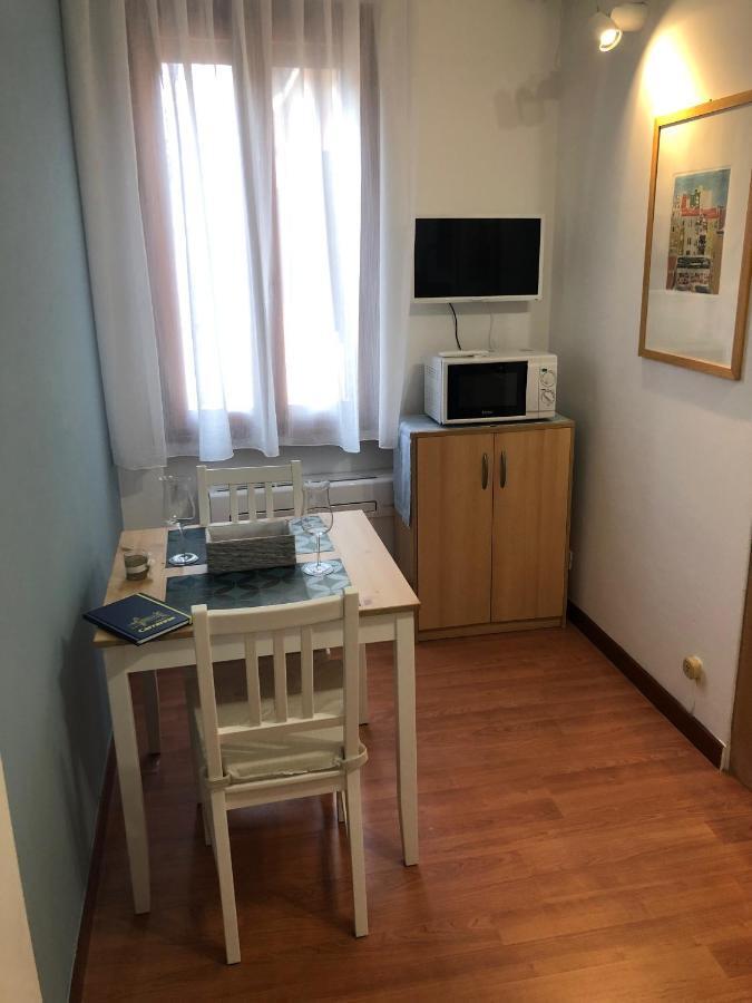Al Teatro Apartment Padova Bagian luar foto