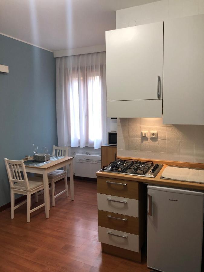 Al Teatro Apartment Padova Bagian luar foto