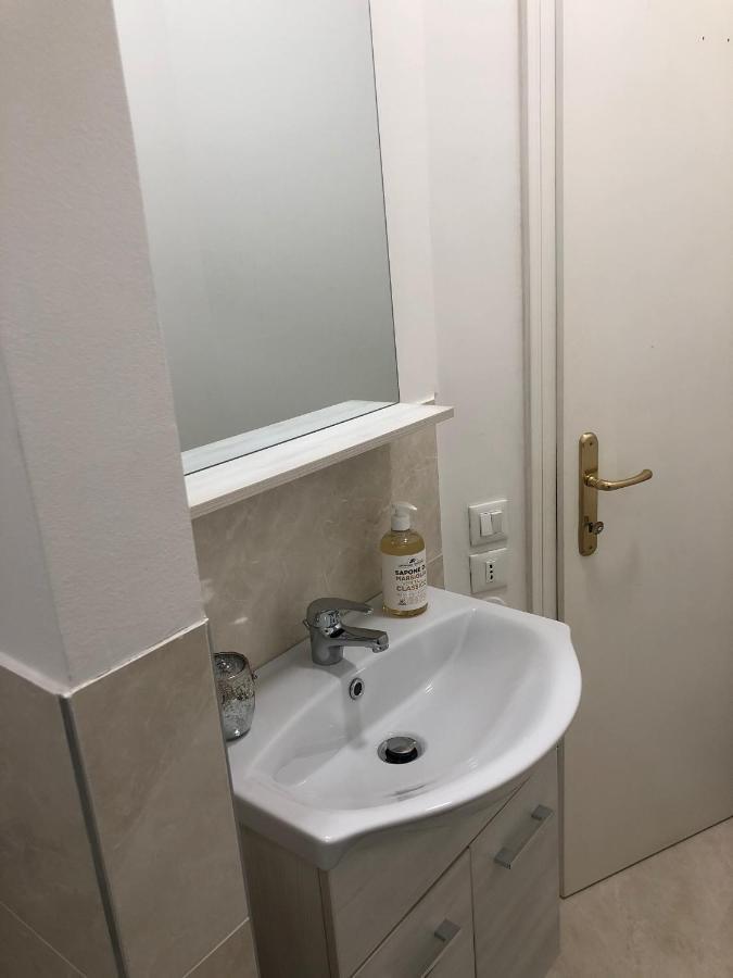 Al Teatro Apartment Padova Bagian luar foto